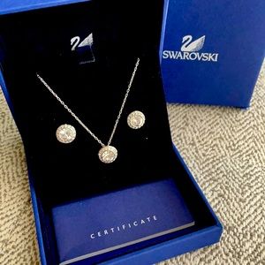 Swarovski necklace and earrings set